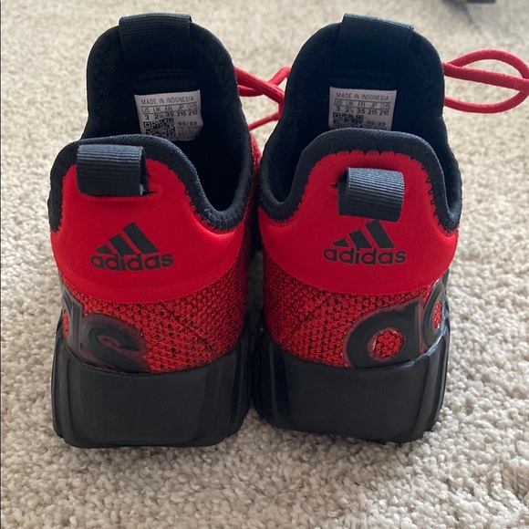 Adidas Kaptir 3.0 red and black sneakers - size 3 - Picture 3 of 7